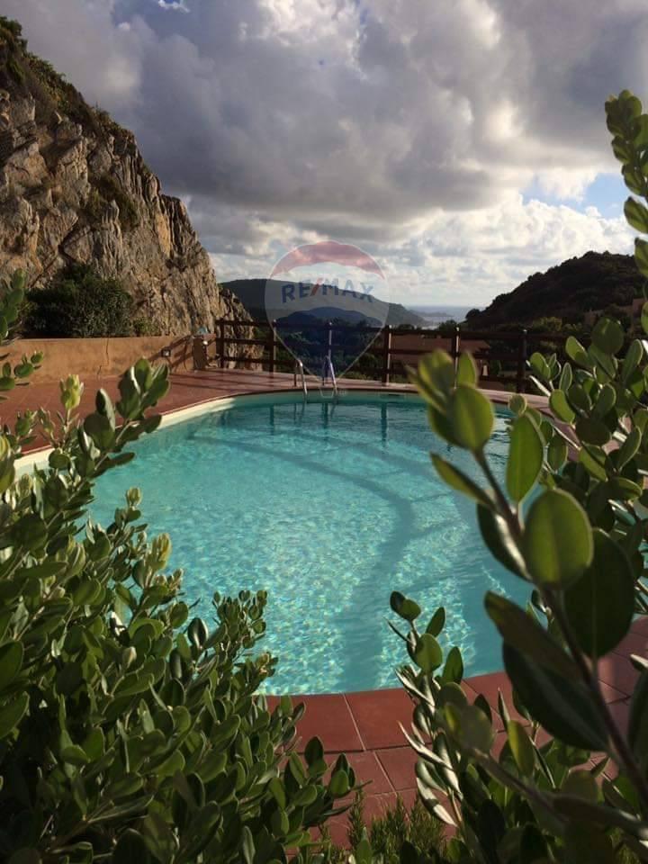casa indipendente in vendita a Trinità d'Agultu e Vignola in zona Costa Paradiso