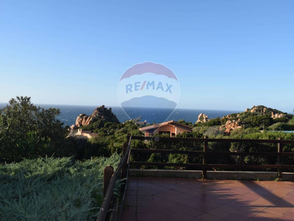 casa indipendente in vendita a Trinità d'Agultu e Vignola in zona Costa Paradiso