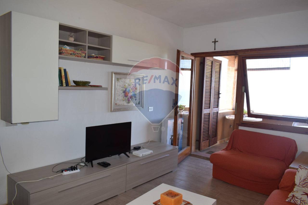appartamento in vendita a Trinità d'Agultu e Vignola in zona Costa Paradiso
