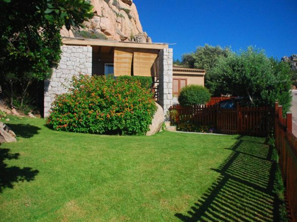 casa indipendente in vendita a Trinità d'Agultu e Vignola in zona Costa Paradiso