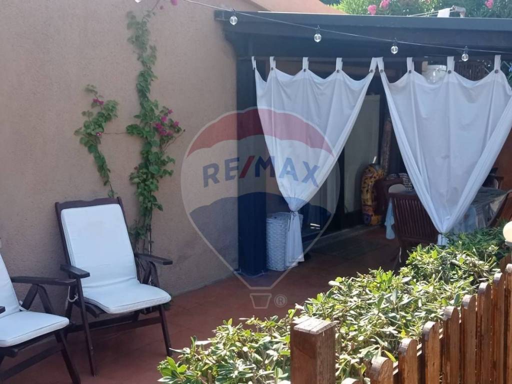 casa indipendente in vendita a Trinità d'Agultu e Vignola in zona Costa Paradiso