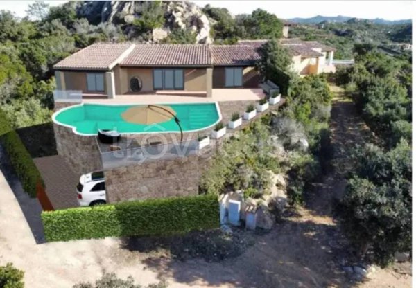casa indipendente in vendita a Trinità d'Agultu e Vignola in zona Costa Paradiso