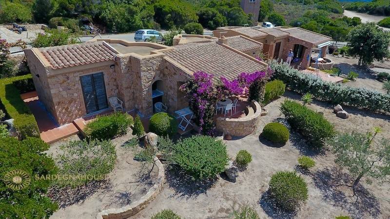 casa indipendente in vendita a Trinità d'Agultu e Vignola in zona Costa Paradiso