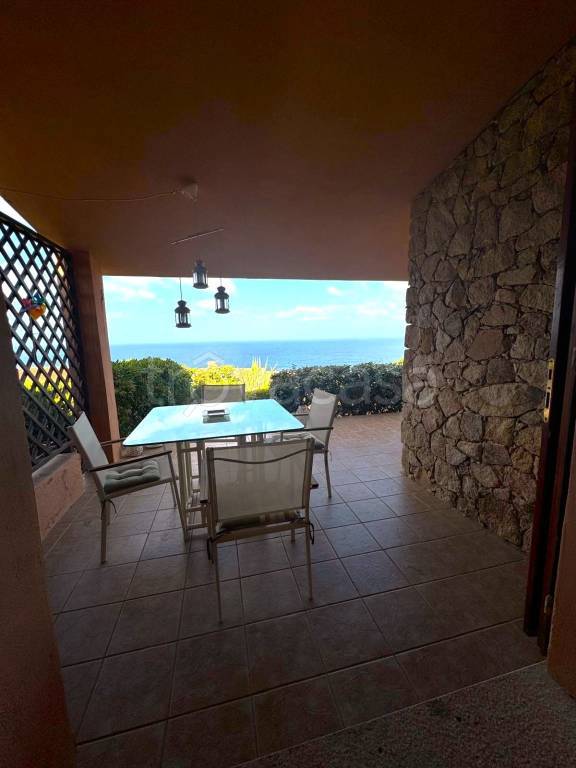 casa indipendente in vendita a Trinità d'Agultu e Vignola in zona Costa Paradiso