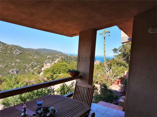appartamento in vendita a Trinità d'Agultu e Vignola in zona Costa Paradiso