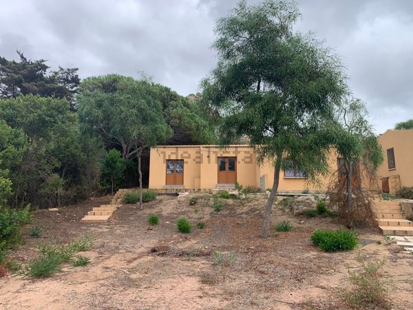 quadrivano in vendita a Trinità d'Agultu e Vignola in zona Costa Paradiso