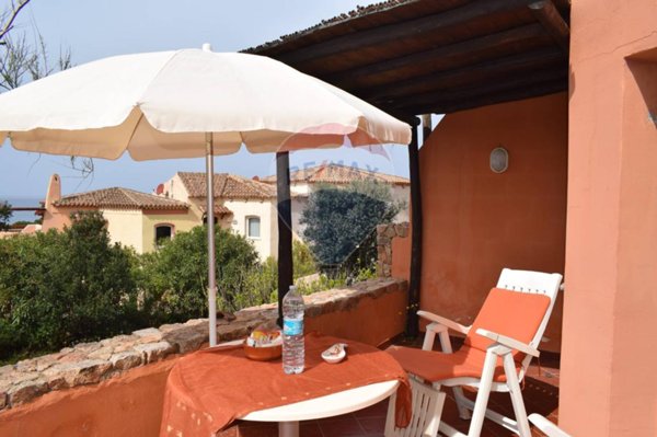 casa indipendente in vendita a Trinità d'Agultu e Vignola