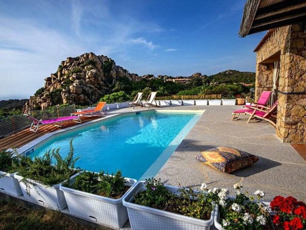 casa indipendente in vendita a Trinità d'Agultu e Vignola in zona Costa Paradiso