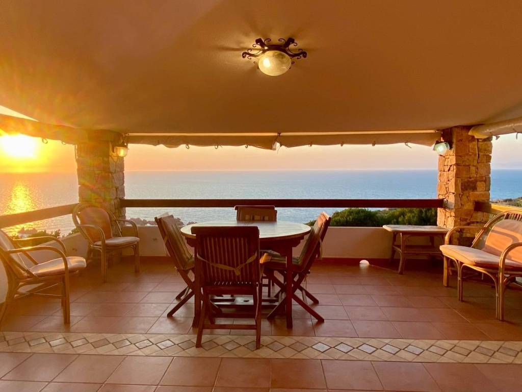 casa indipendente in vendita a Trinità d'Agultu e Vignola in zona Costa Paradiso