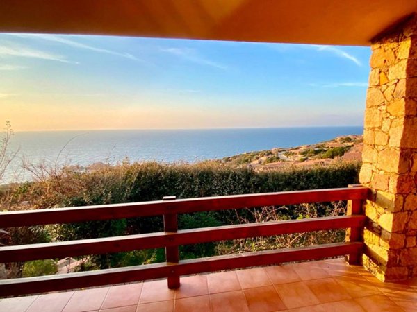 appartamento in vendita a Trinità d'Agultu e Vignola in zona Costa Paradiso