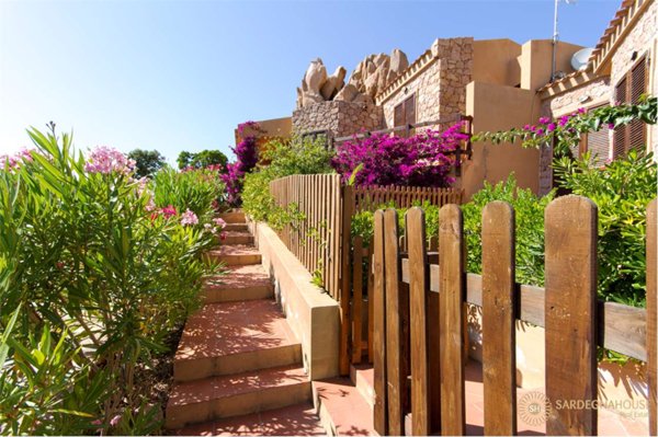 appartamento in vendita a Trinità d'Agultu e Vignola in zona Costa Paradiso