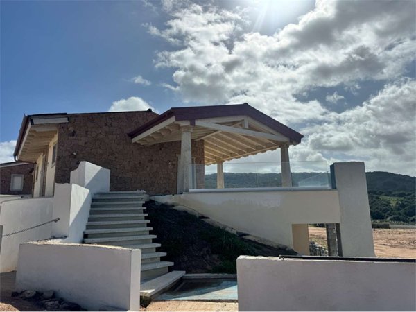 appartamento in vendita a Trinità d'Agultu e Vignola in zona Isola Rossa
