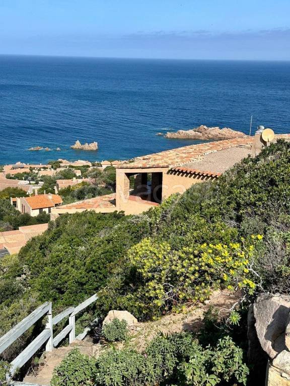casa indipendente in vendita a Trinità d'Agultu e Vignola
