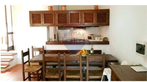casa indipendente in vendita a Trinità d'Agultu e Vignola in zona Costa Paradiso