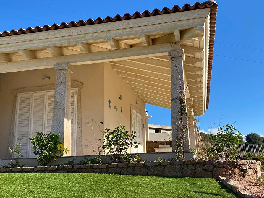 casa indipendente in vendita a Trinità d'Agultu e Vignola in zona Isola Rossa