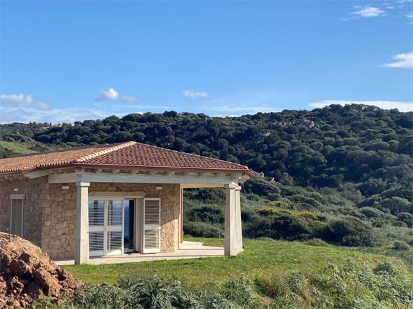 appartamento in vendita a Trinità d'Agultu e Vignola in zona Isola Rossa