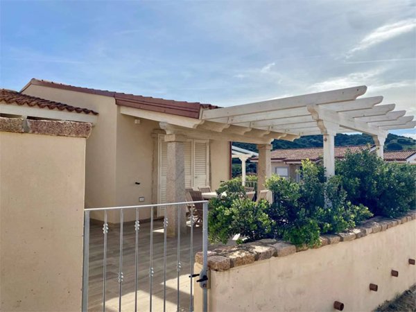appartamento in vendita a Trinità d'Agultu e Vignola in zona Isola Rossa