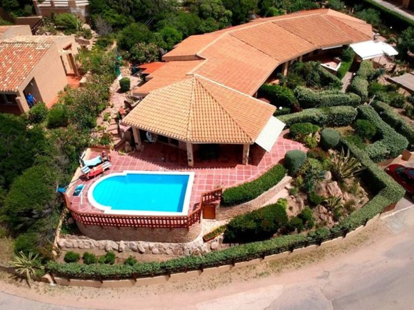 casa indipendente in vendita a Trinità d'Agultu e Vignola in zona Costa Paradiso