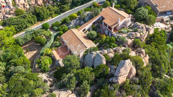 casa indipendente in vendita a Trinità d'Agultu e Vignola in zona Costa Paradiso
