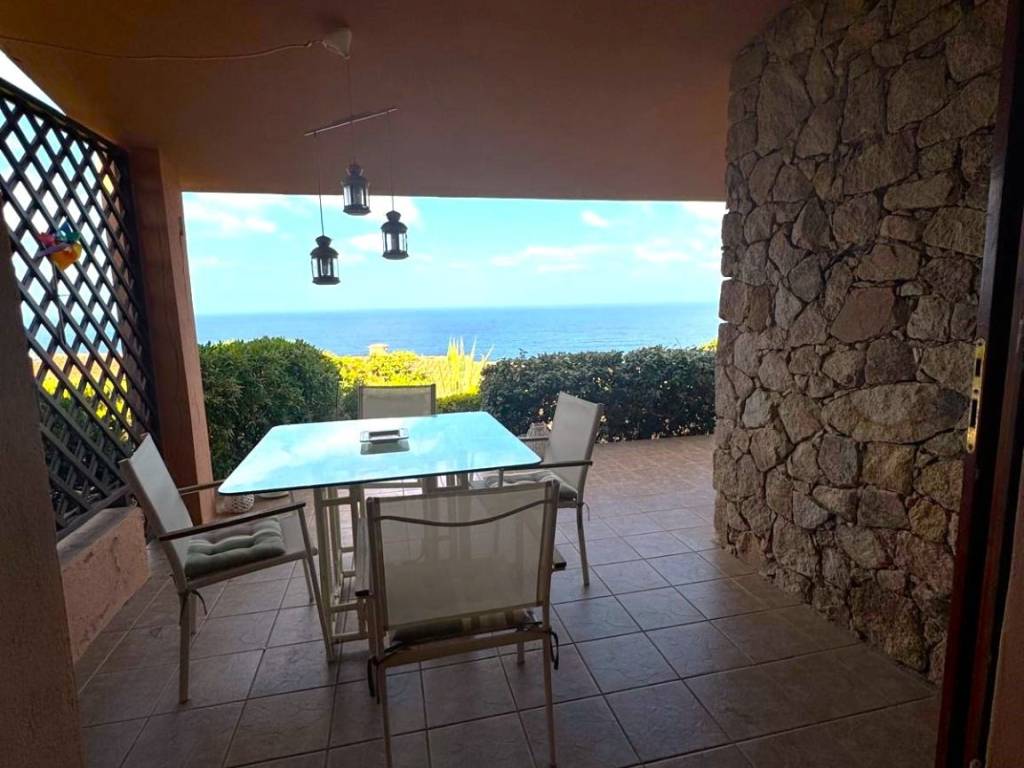 casa indipendente in vendita a Trinità d'Agultu e Vignola in zona Costa Paradiso