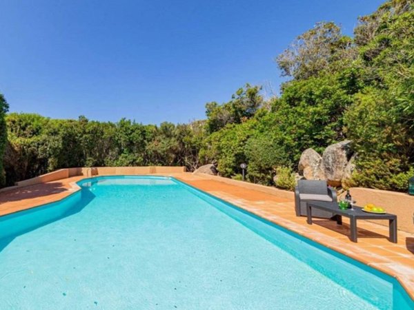 casa indipendente in vendita a Trinità d'Agultu e Vignola in zona Costa Paradiso