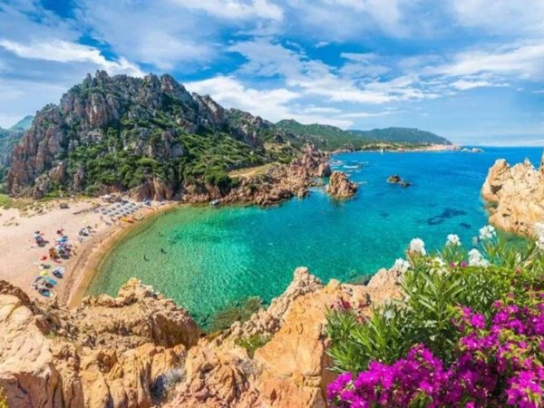 casa indipendente in vendita a Trinità d'Agultu e Vignola in zona Costa Paradiso