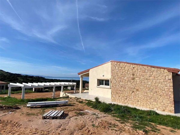 appartamento in vendita a Trinità d'Agultu e Vignola in zona Isola Rossa