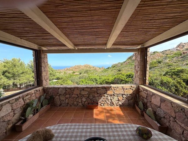 casa indipendente in vendita a Trinità d'Agultu e Vignola in zona Costa Paradiso