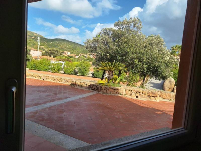 casa indipendente in vendita a Trinità d'Agultu e Vignola in zona Isola Rossa