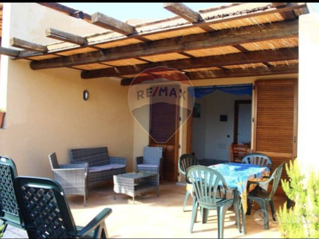 casa indipendente in vendita a Trinità d'Agultu e Vignola in zona Costa Paradiso