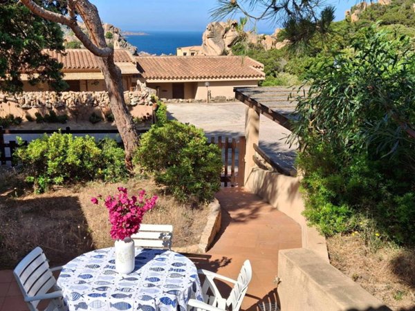 casa indipendente in vendita a Trinità d'Agultu e Vignola in zona Costa Paradiso