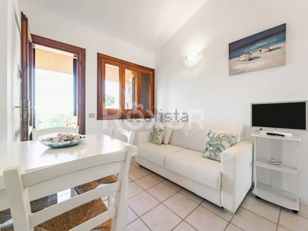 appartamento in vendita a Trinità d'Agultu e Vignola in zona Costa Paradiso
