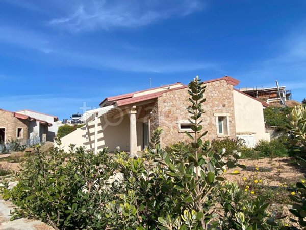 appartamento in vendita a Trinità d'Agultu e Vignola in zona Isola Rossa