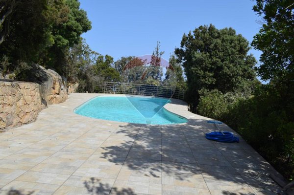 casa indipendente in vendita a Trinità d'Agultu e Vignola in zona Costa Paradiso