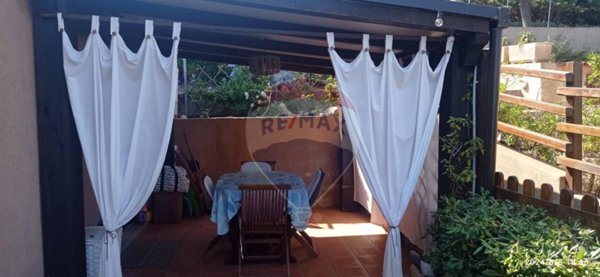 casa indipendente in vendita a Trinità d'Agultu e Vignola in zona Costa Paradiso