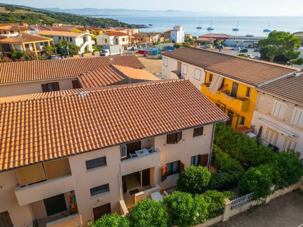 appartamento in vendita a Trinità d'Agultu e Vignola in zona Isola Rossa