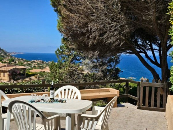 appartamento in vendita a Trinità d'Agultu e Vignola in zona Costa Paradiso