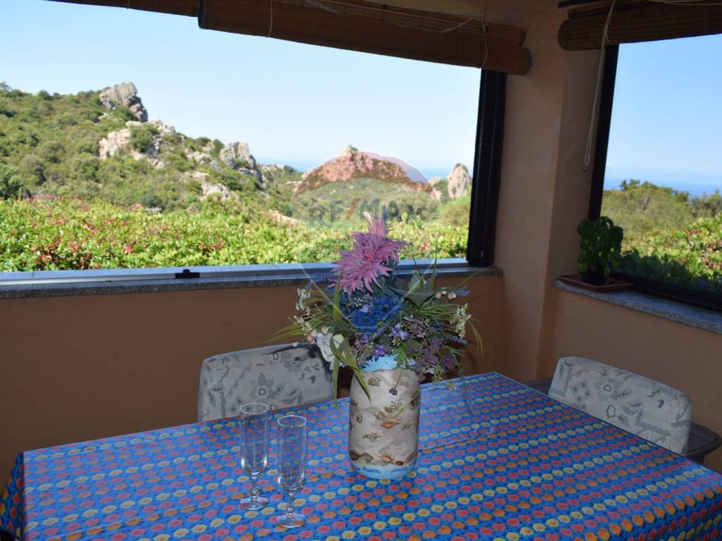 casa indipendente in vendita a Trinità d'Agultu e Vignola in zona Costa Paradiso