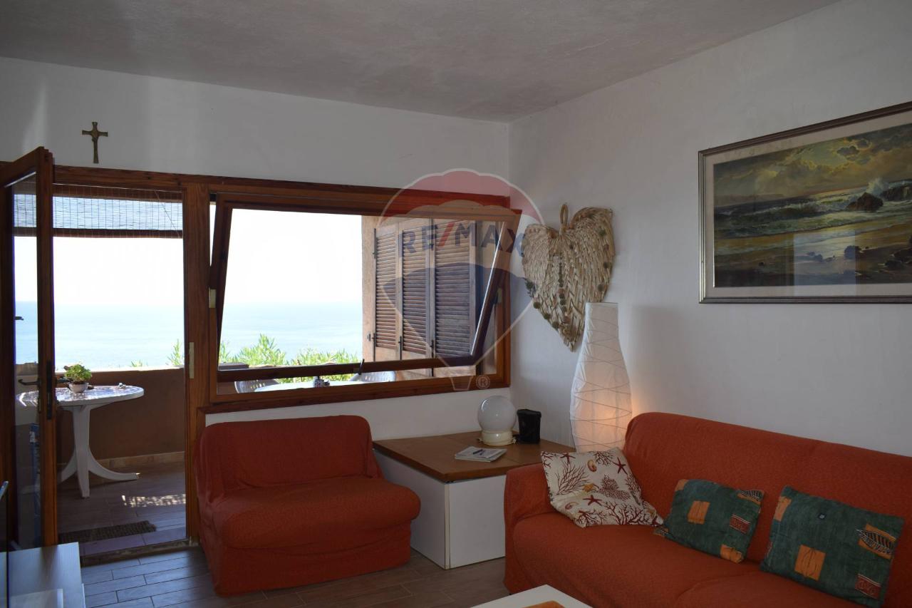 appartamento in vendita a Trinità d'Agultu e Vignola in zona Costa Paradiso