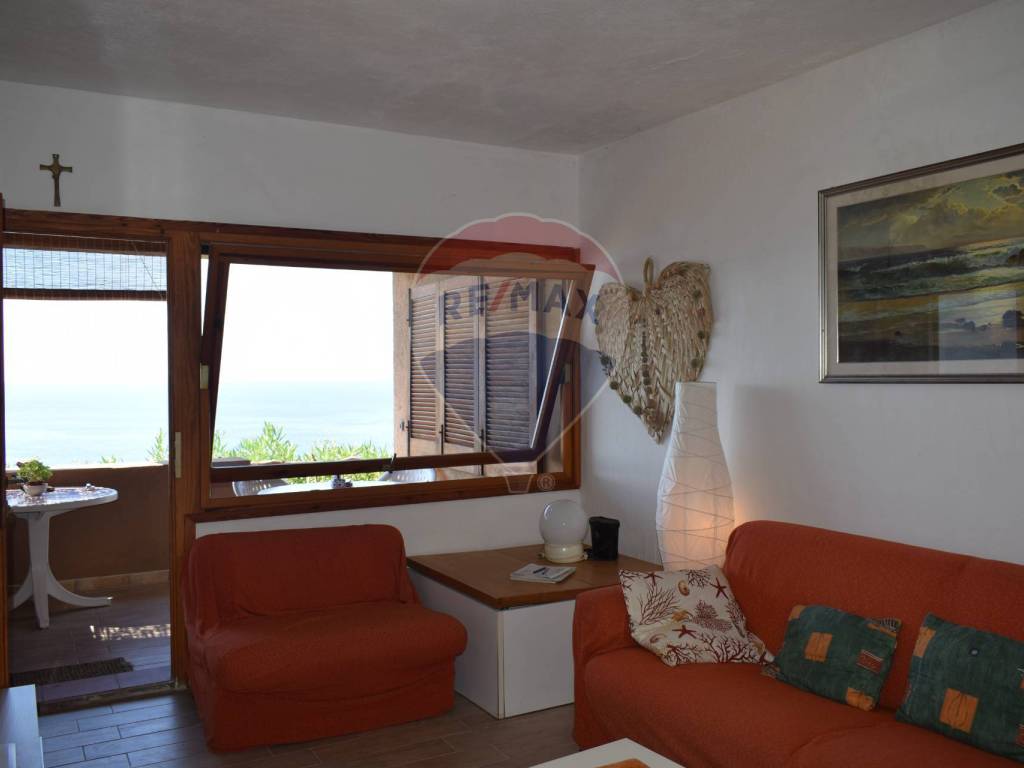 appartamento in vendita a Trinità d'Agultu e Vignola in zona Costa Paradiso