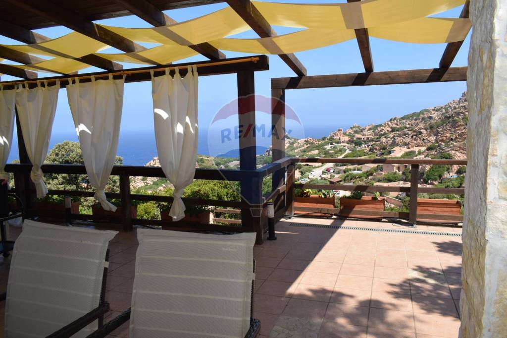 casa indipendente in vendita a Trinità d'Agultu e Vignola in zona Costa Paradiso