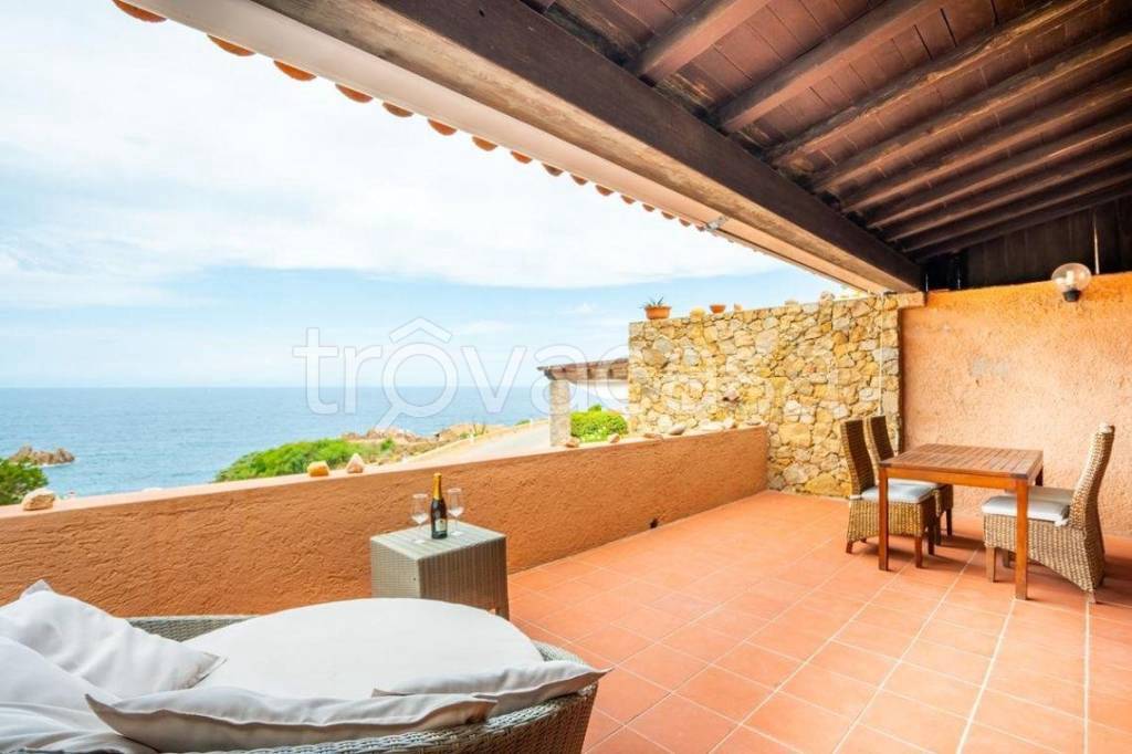 casa indipendente in vendita a Trinità d'Agultu e Vignola in zona Costa Paradiso