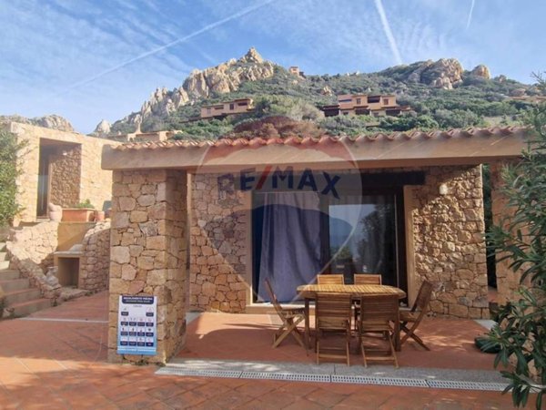 casa indipendente in vendita a Trinità d'Agultu e Vignola in zona Costa Paradiso