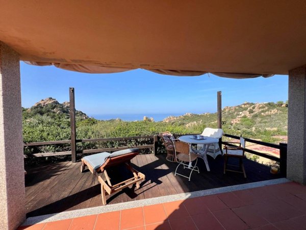 casa indipendente in vendita a Trinità d'Agultu e Vignola in zona Costa Paradiso