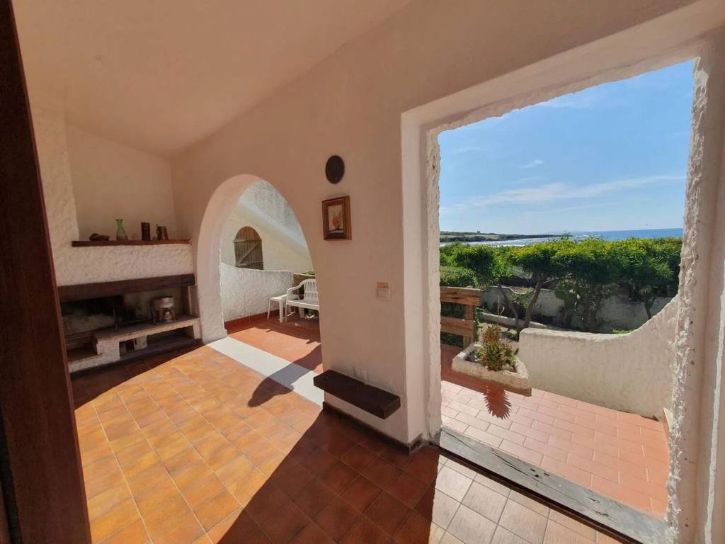 casa indipendente in vendita a Trinità d'Agultu e Vignola in zona Isola Rossa