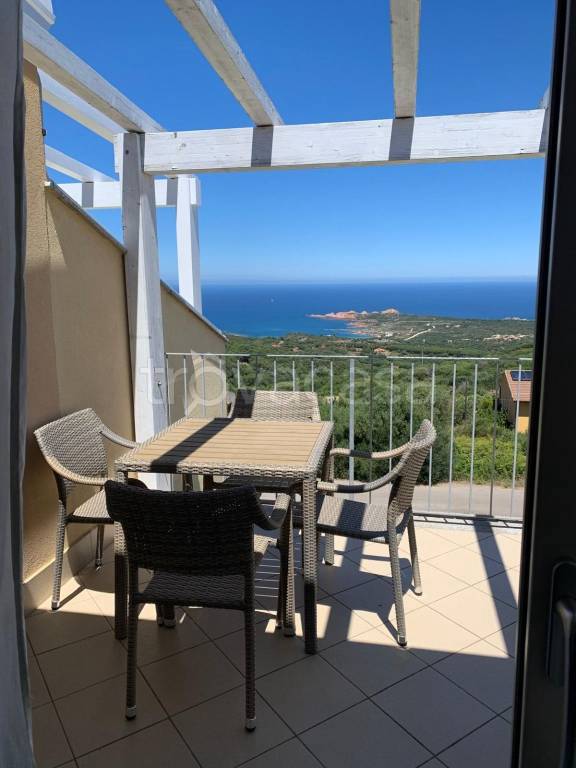 appartamento in vendita a Trinità d'Agultu e Vignola in zona Paduledda