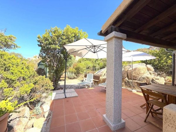 casa indipendente in vendita a Trinità d'Agultu e Vignola in zona Costa Paradiso