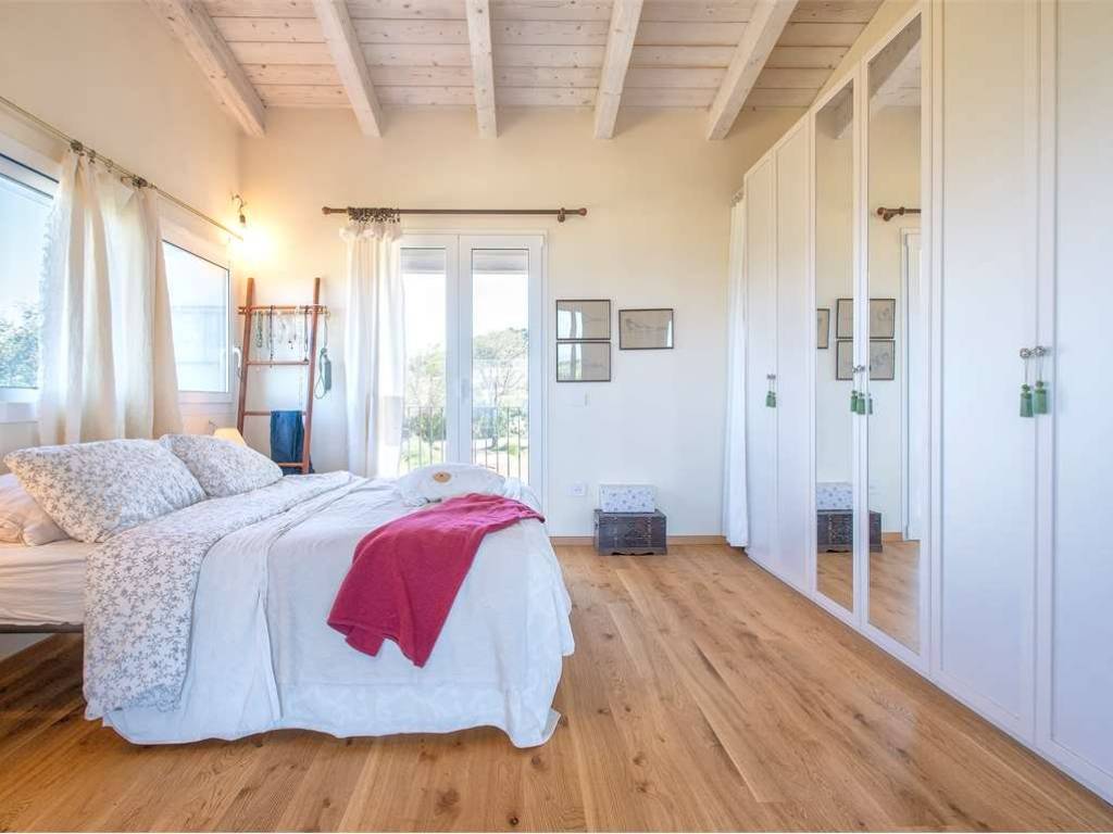 casa indipendente in vendita a Trinità d'Agultu e Vignola