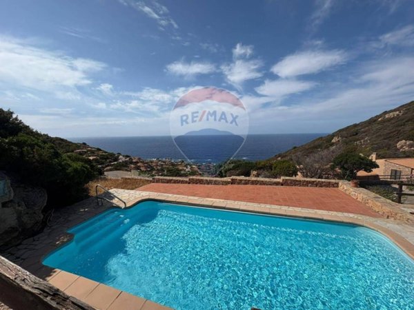 casa indipendente in vendita a Trinità d'Agultu e Vignola in zona Costa Paradiso