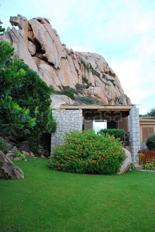 casa indipendente in vendita a Trinità d'Agultu e Vignola in zona Costa Paradiso